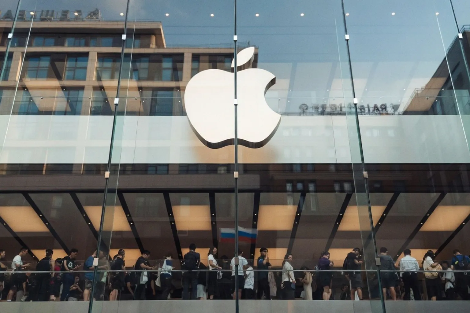 Apple готовится к запуску смарт-дисплея для управления умным домом