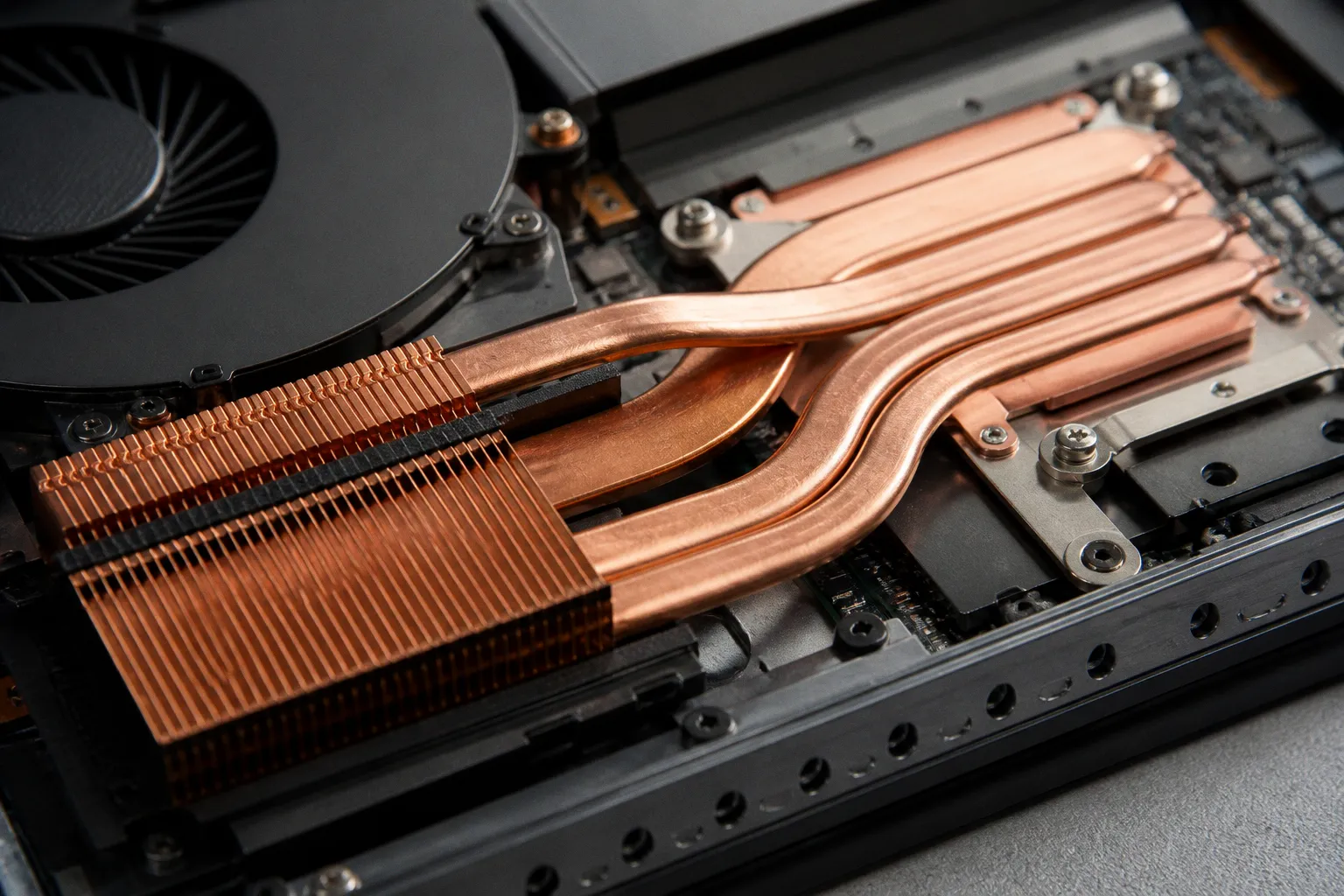 Игровой ноутбук Intel Core: 5 факторов реальной мощности
