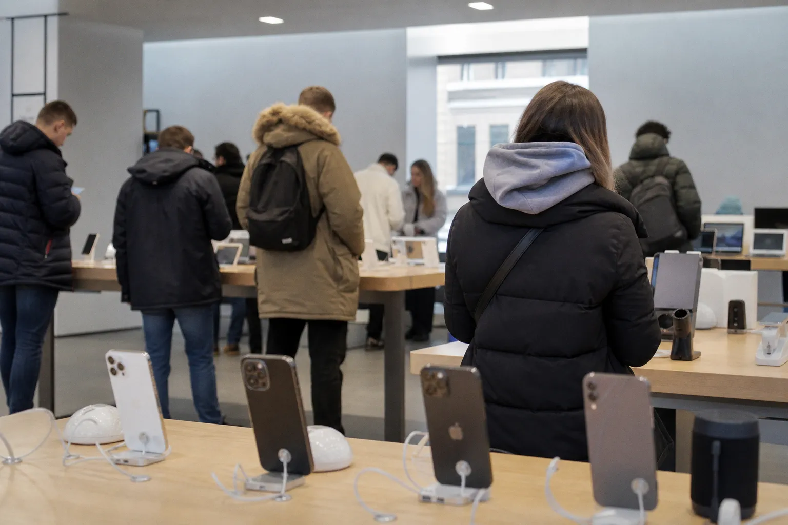 Почему продажи iPhone в России упали до минимума за 4 года
