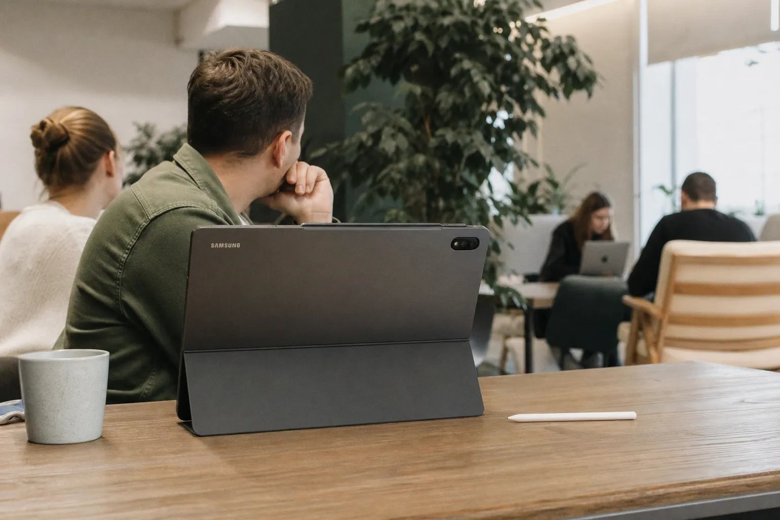 Samsung официально анонсировала выход флагманских планшетов Galaxy Tab S12
